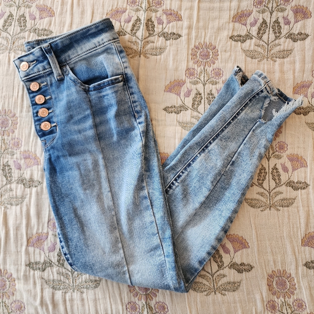 Maurices High Rise Jeggings - XS Short. Brand new condition.